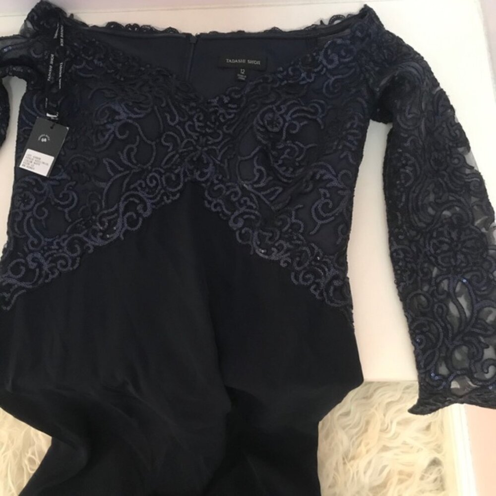 TADASHI SHOJI Lace Special Occasion Dress - Picture 7 of 9